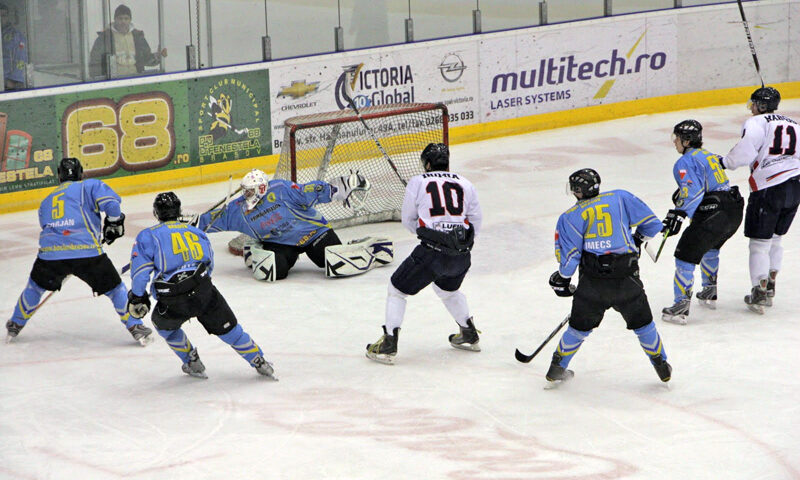 Steaua a pierdut primul meci din sferturile Ligii Mol